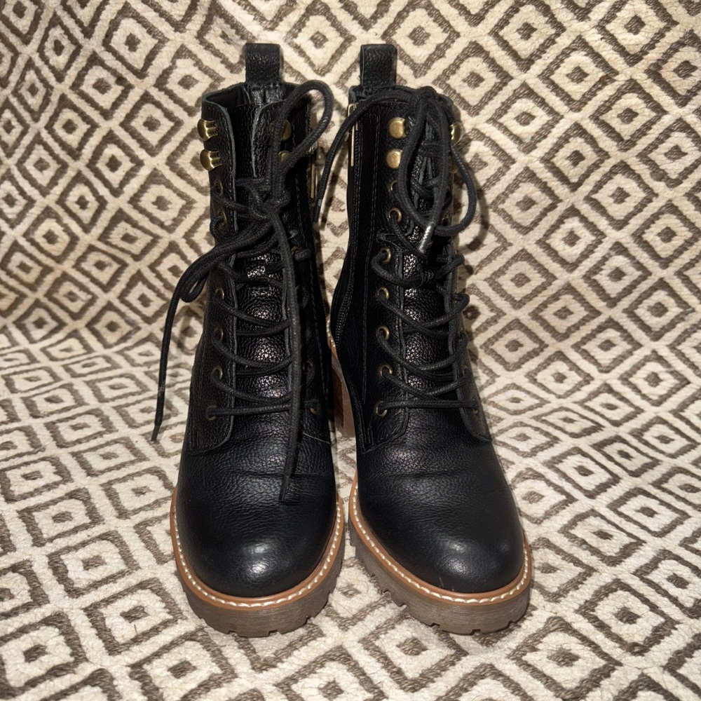 Crown Vintage Black Lace-Up Boots